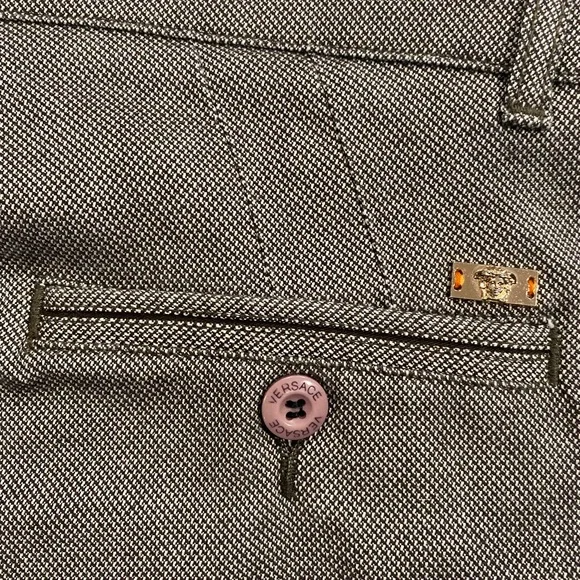 Versace - Picture 3 of 9